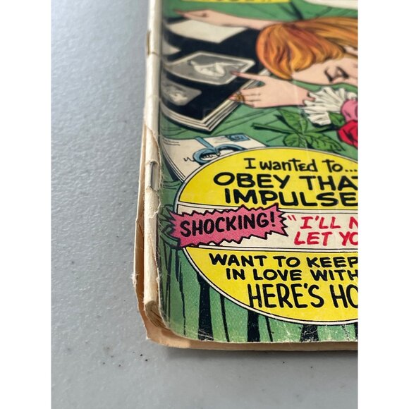 DC Comics Young Love Comic Vol.16 #98 August 1972 Romance Vintage Collection - Picture 3 of 7